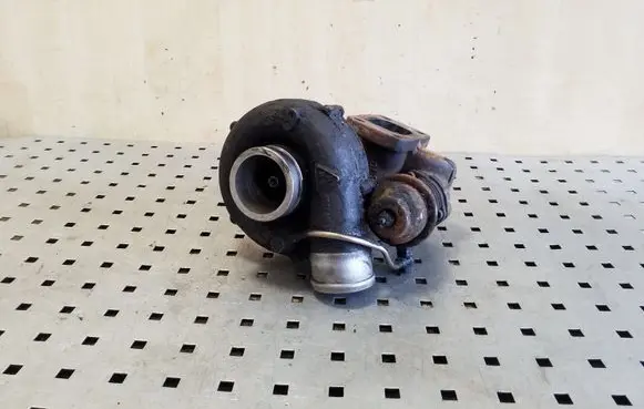 Audi A6 S6 C4 4A Turbo 046145703G K146707