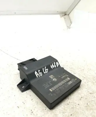 Audi A6 S6 C6 4F Comfort/convenience module 4F0907468B