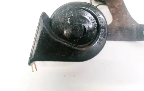 Volkswagen Golf V Horn signal e9001157