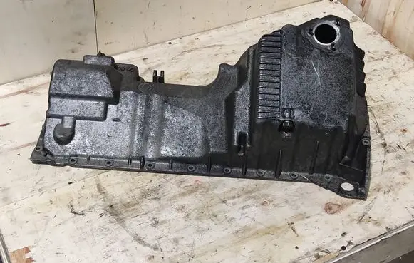 Oil sump