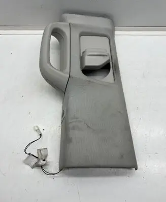 Mercedes-Benz V Class W447 (B) pillar trim (top) A4476904725 631110122 15532740