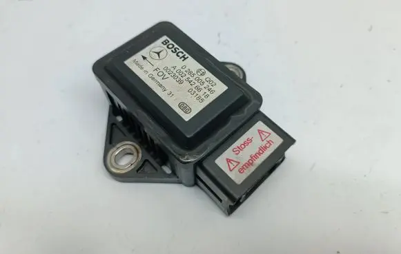 Mercedes-Benz E W211 ESP acceleration yaw rate sensor A0025426618 0265005246 0025426618