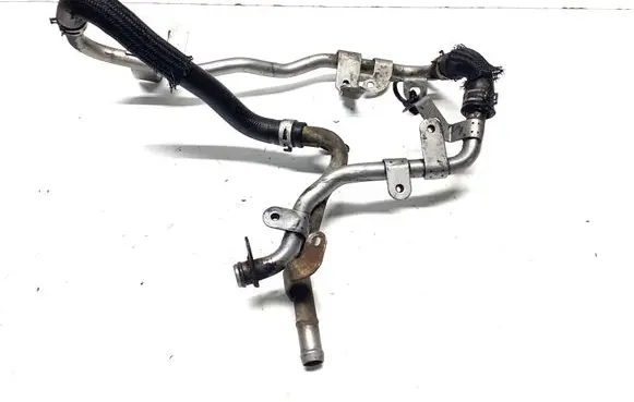 Nissan Navara D23 Engine coolant pipe/hose