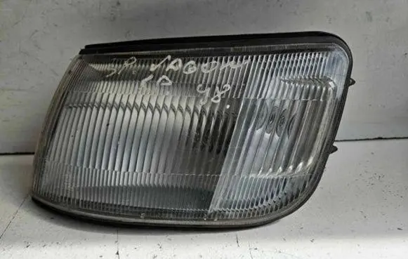 Mitsubishi Space Wagon Front indicator light 12037623