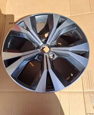 Seat Ateca R18 alloy rim 