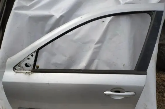Renault Laguna II Front door pilkos