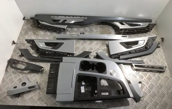 Audi Q7 4M Interior decorative trim set 4M1864241B
