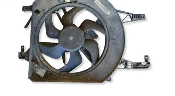 Renault Trafic II (X83) Electric radiator cooling fan 8200957330 31082011 93863393