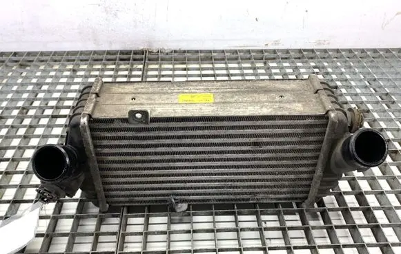 Hyundai i30 Intercooler radiator 282702A770