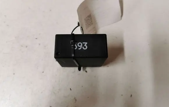 Skoda Superb B5 (3U) Light relay 4B0919471A 5KG00656805