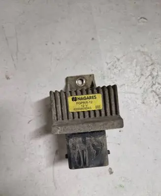 Renault Laguna III Glow plug pre-heat relay 8200859243