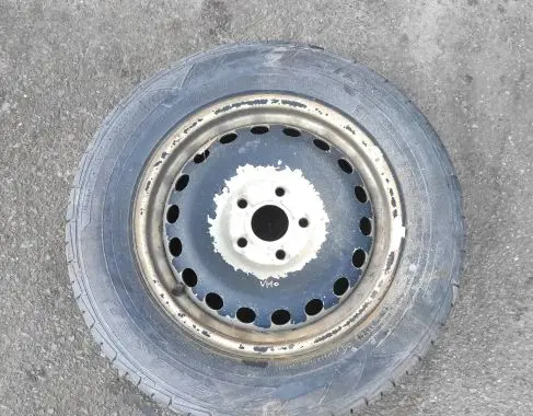 Mercedes-Benz Vito Viano W639 R15 spare wheel 