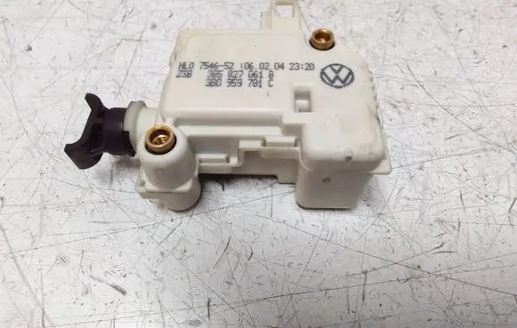 Fuel tank cap lock motor