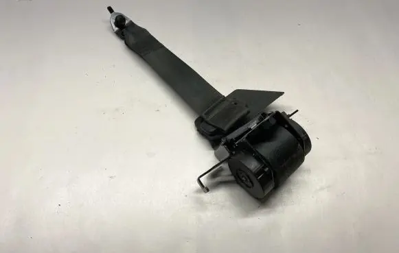 Ford Mustang VI Rear seatbelt JR3BC699D74AF3ZHE