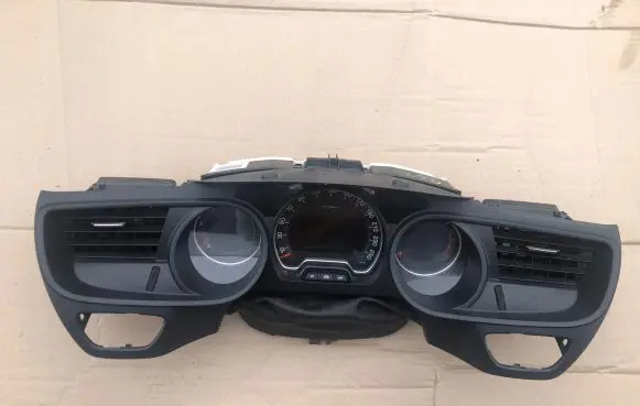 Citroen C5 Speedometer (instrument cluster) 9665364680