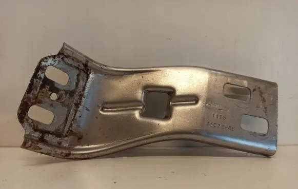 Ford Transit Custom Bracket in trunk/boot 