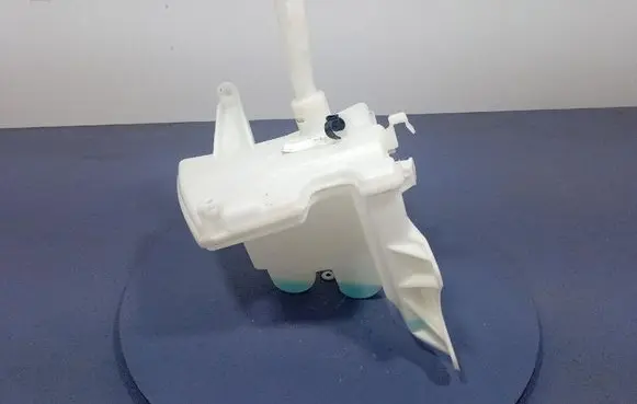 Toyota Auris E180 Windshield washer fluid reservoir/tank 