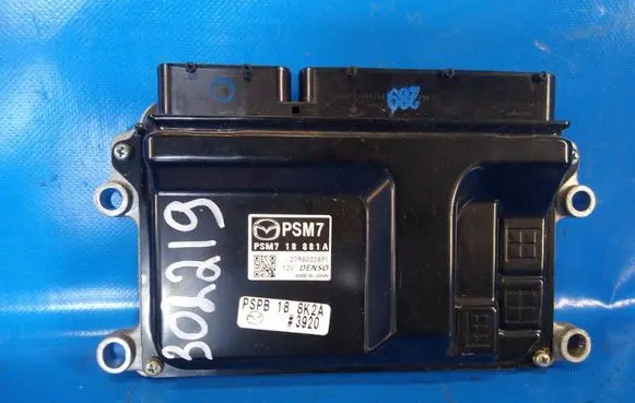 Mazda MX-5 ND Engine control unit/module PSM718881A