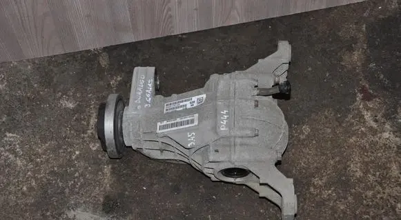 Dodge Durango Rear differential P68251539AB KLEP444