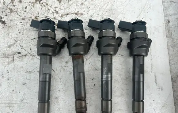 BMW 1 F20 F21 Fuel injectors set 0445110289