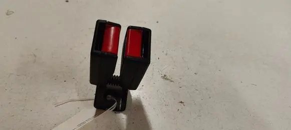 Citroen C2 Middle seatbelt buckle (rear) 90580904 422229096