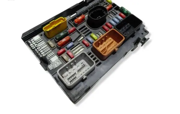 Citroen C4 Grand Picasso Fuse module 9664705980