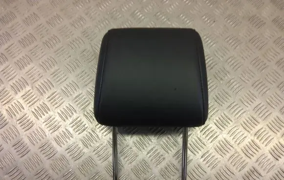Lexus RX 330 - 350 - 400H Front seat headrest 