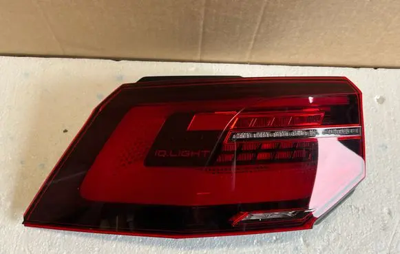 Volkswagen Golf VIII Rear/tail lights set 5H0945207A 81990101