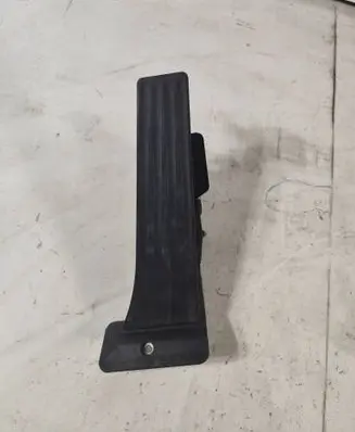 BMW 1 F20 F21 Accelerator throttle pedal 6853176 12037313