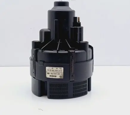 Mercedes-Benz C W203 Secondary air pump A0001404285 0580000018