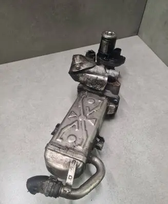 Skoda Octavia Mk2 (1Z) EGR valve cooler 03L131512DQ 03L131512C 11725507