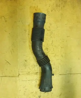 Dacia Duster Air intake duct part 165555736r
