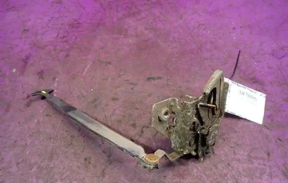 Ford Fiesta Engine bonnet/hood lock/catch 