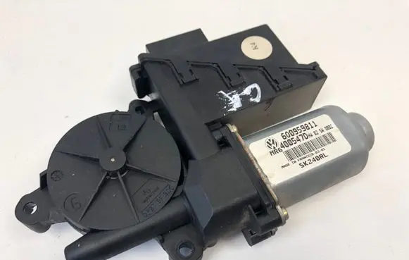 Skoda Fabia Mk1 (6Y) Rear door window regulator motor 6Q0959811 400547D