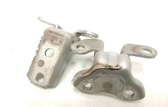 Toyota Auris E180 Rear door hinge set ES03