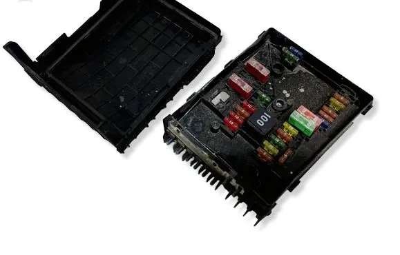 Seat Leon (1P) Fuse box set 1K0937125D