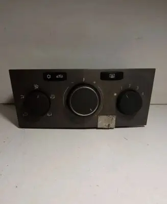 Opel Zafira B Climate control unit GM13259411 30151317 94151