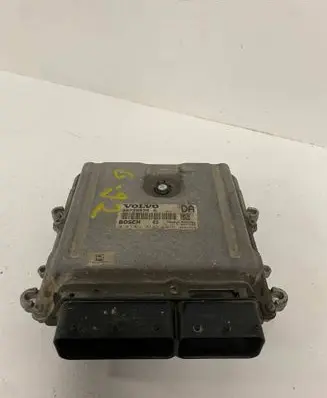 Volvo V70 Engine control unit/module 30729826A 1039S12418 0281012103