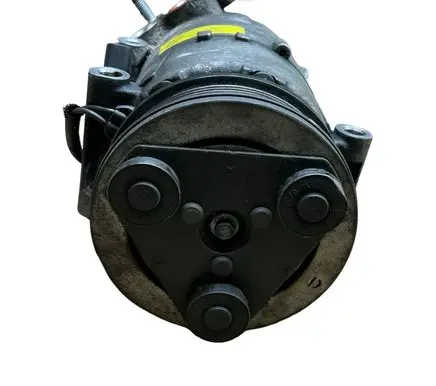 Ford Kuga I Air conditioning (A/C) compressor (pump)
