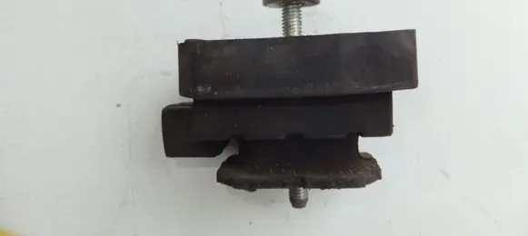 BMW 5 E60 E61 Gearbox mount 6761093 BMW6761093