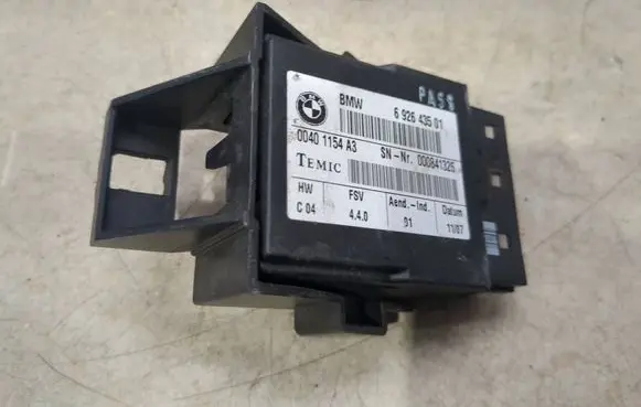 BMW X5 E70 Seat control module 6926435 000841326 00401154A3