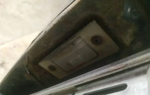 Volkswagen Touareg I Number plate light 