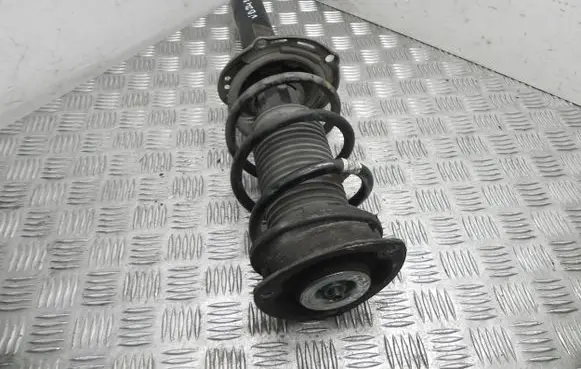 Volkswagen PASSAT B8 Front shock absorber/damper 3Q0413031BN
