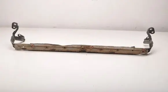 Volvo V50 Bottom radiator support slam panel 