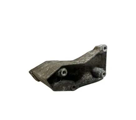 Audi A6 S6 C5 4B Engine mounting bracket 8D0199307P