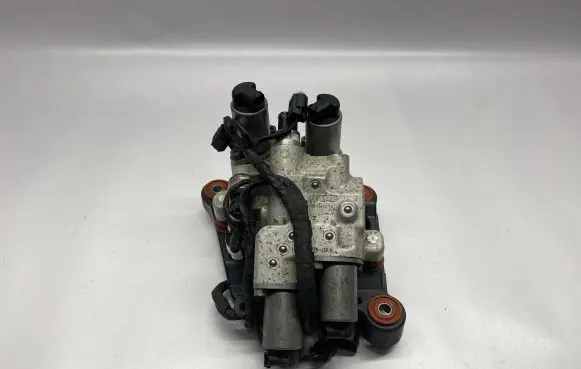 BMW 5 F10 F11 Hydraulic servotronic pressure valve 9178791