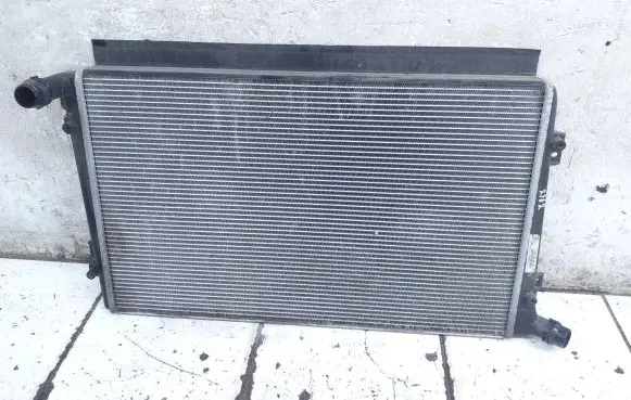 Skoda Octavia Mk2 (1Z) Coolant radiator 1K0121251AK