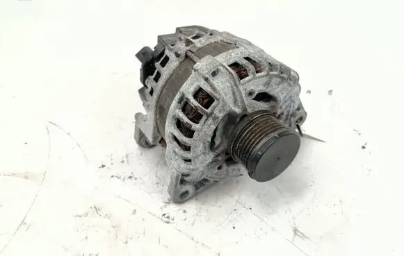 Iveco Daily 35 - 40.10 Generator/alternator 0125811040