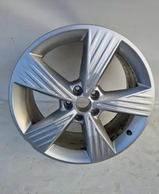 Audi Q4 Sportback e-tron R19 alloy rim 