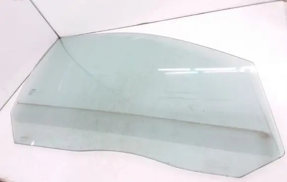 Volvo XC70 Front door window glass four-door AS2